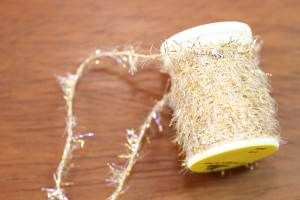 UV Straggle Cactus Chenille Extra Fine Gold